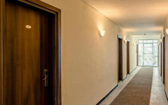 Hotel Svezhest