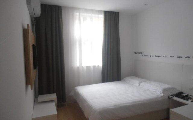 Motel 168 Kunming Railway Station Huancheng South Road