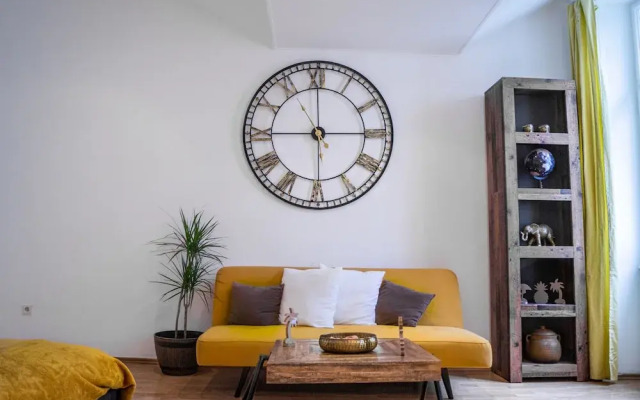 Vibrant Apartment Near Downtown