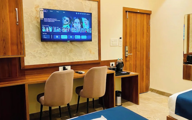 The Velar Hotel, Vijay Nagar