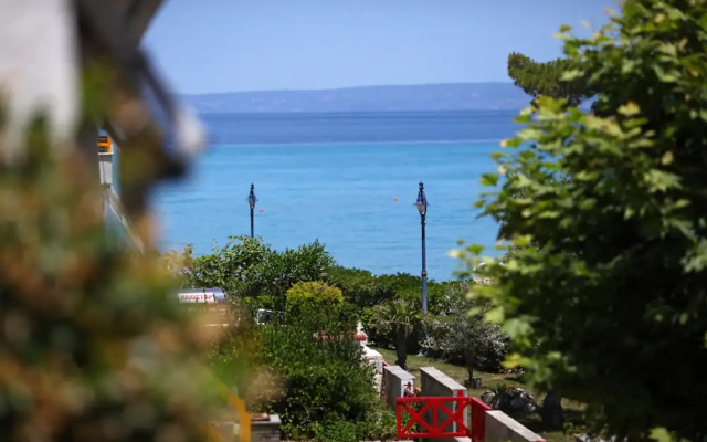 August Apt By Halu! Villas