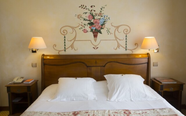 La Grange De Conde Chateaux Et Hotels Collection