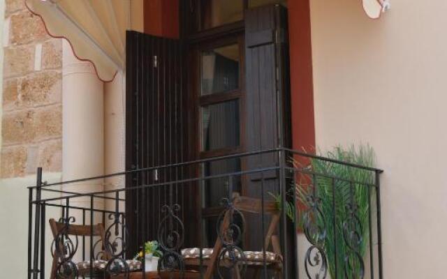 Enetiko Rooms