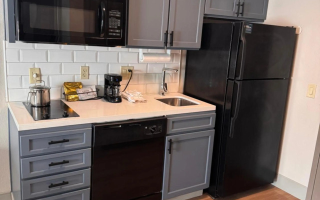 Candlewood Suites Houston (The Woodlands) by IHG
