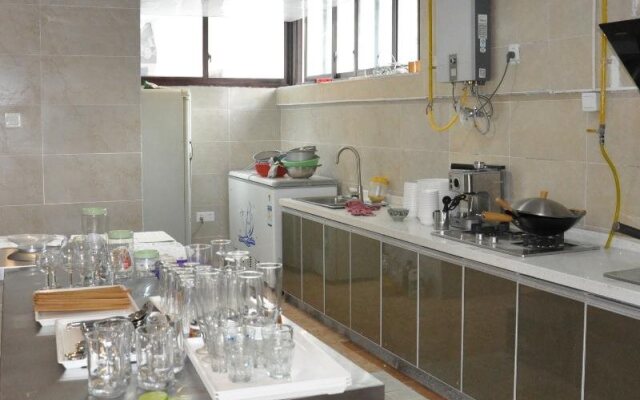 Chengdu Holly Hostel