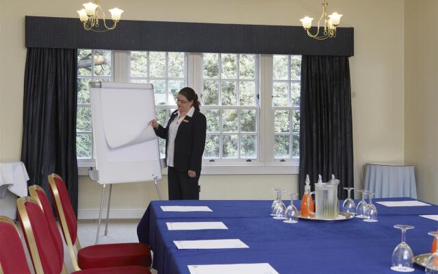 Best Western Kings Manor Hotel