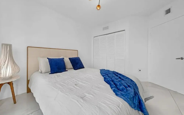 Sunbeam Plush 2 Story Loft