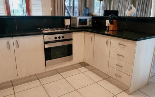 Oyster Kaya At Oyster Bay