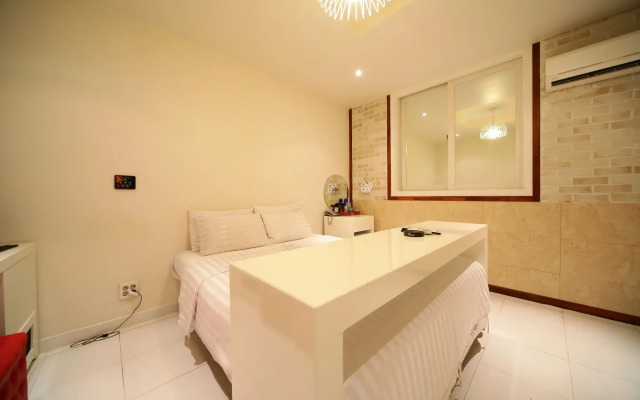 A Hotel Iksan