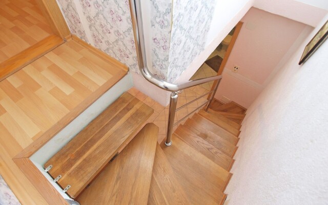 Apartments Orange 709