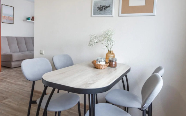 Апартаменты на проспекте Карла Маркса 102