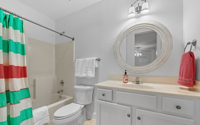 Sailmakers Place 302