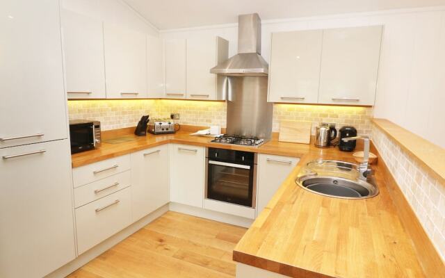 1 Miller's Island, Looe