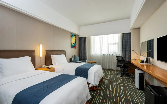 Holiday Inn Express Shanghai New Jinqiao by IHG