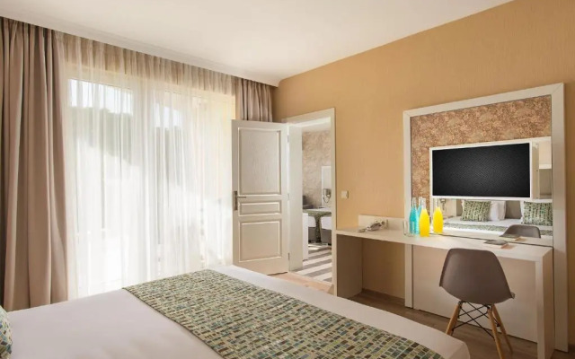 Marina Sands Bijou Boutique Hotel