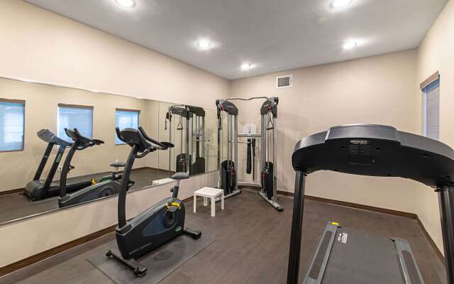 Quality Suites South