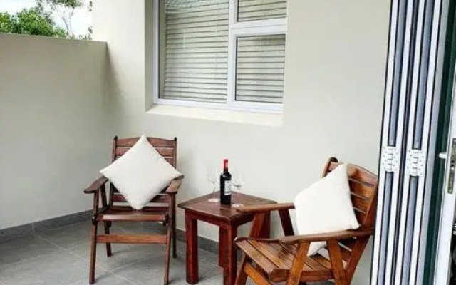 Bellrock 42 -Style, in the Cola Beach Conservancy