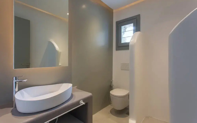Villa Sapphire 6BR Hot Tub & Pool Ornos