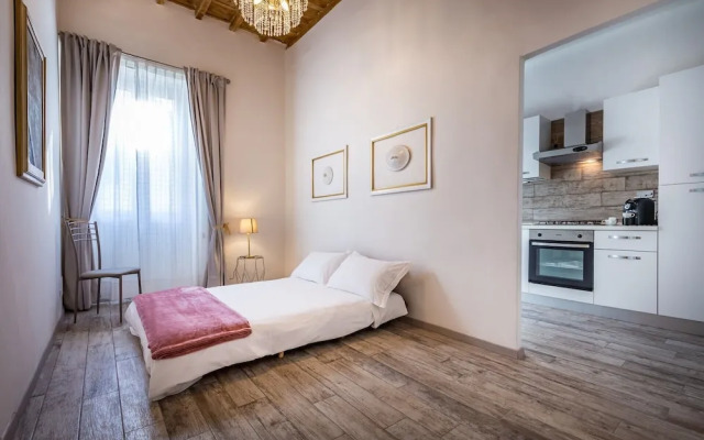 Arno Apartment B by Mmega