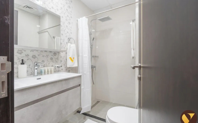 Vogue Jewelz Resident near MiracleGarden