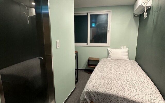 R Guesthouse Jongmyo