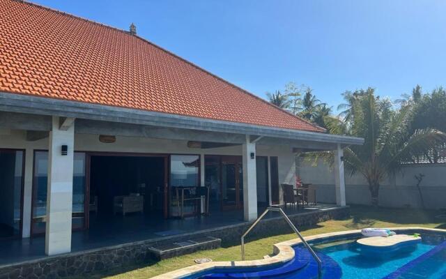 Coco Blu Villa