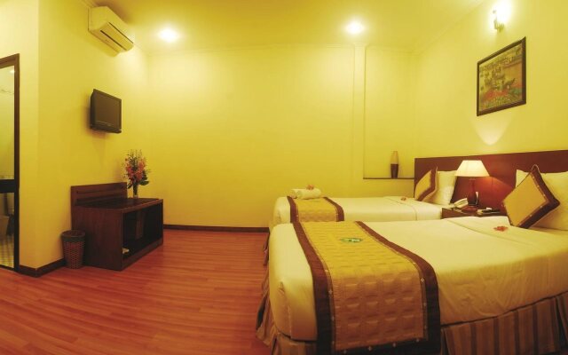 Hau Giang Hotel