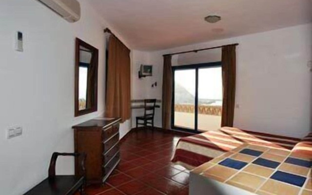 Hostal El Dorado Cabodegata
