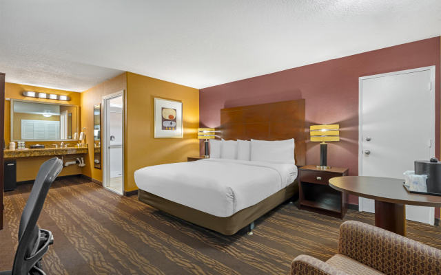 Best Western Plus Stovall's Inn