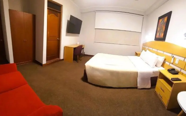 Javier Prado Inn
