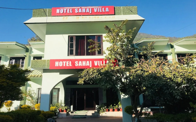 OYO 24537 Hotel Sahaj Villa