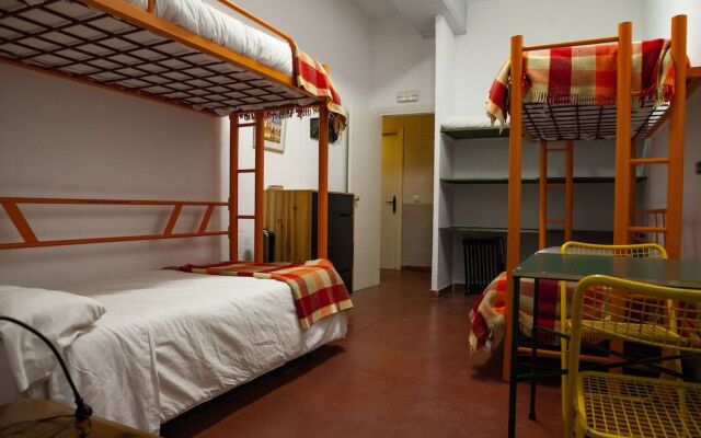 Hostel Layos, Toledo