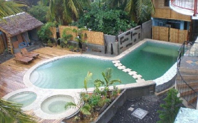 Giddy's Place Padi Dive Resort