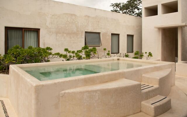 Niwa Tulum Luxury Suites