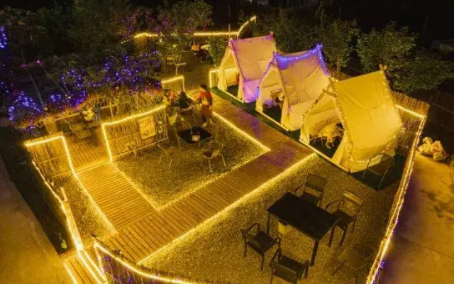 Zhonghan Small Courtyard