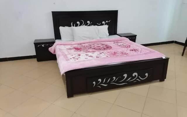 Lux Lounge Guest House