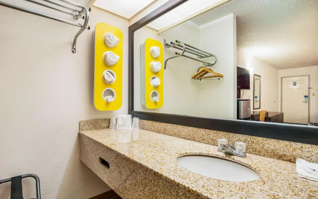 Econo Lodge Covington