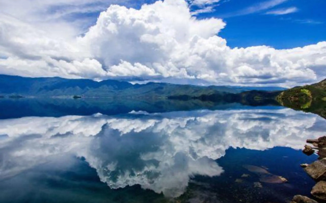 These Years Hotel Lijiang