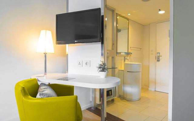 1O1 URBAN Jakarta Kelapa Gading