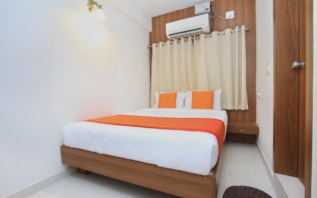 OYO 11960 Hotel Le Citi Inn