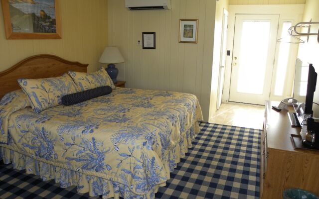 Colonial Gables Oceanfront Village