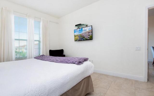 Updated Condo Near Conv Ctr, I-drive & Universal!