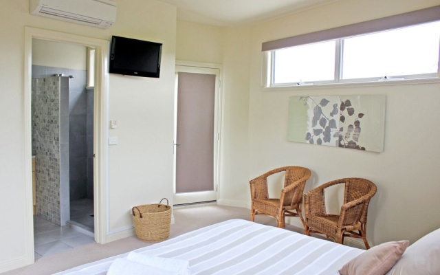 The Crescent - Rejuvenate Stays – Guest Rooms – Inverloch