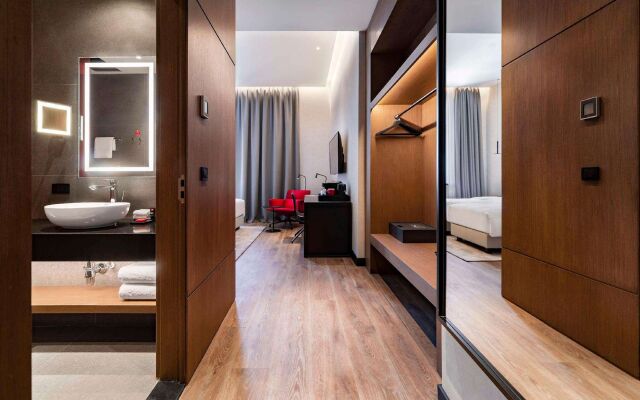 Radisson Red Tbilisi