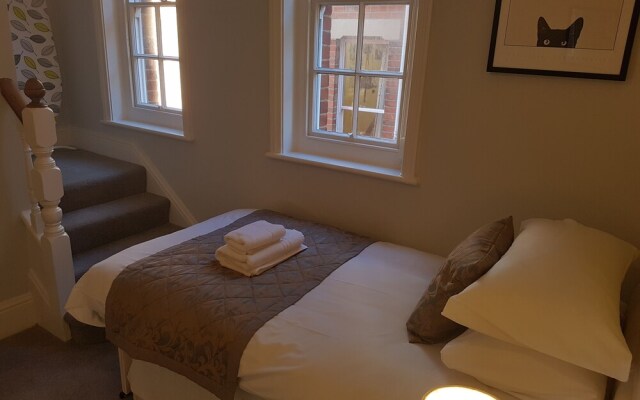 Woodstock Road Apartments (Peymans)