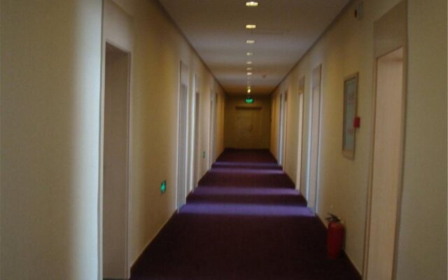 Tegu Holiday Inn
