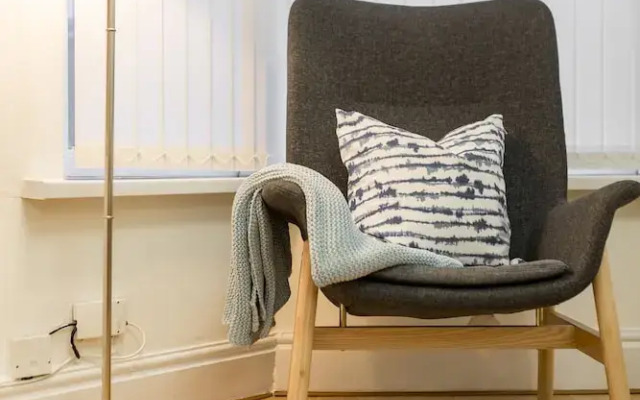 Liverpool Short Stay-Malden Suite