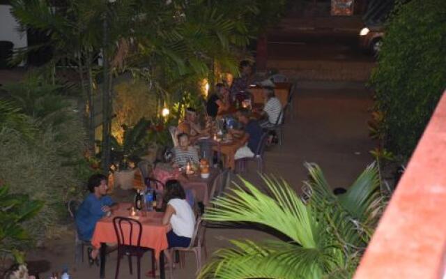 Sea Joy guesthouse and restaurant