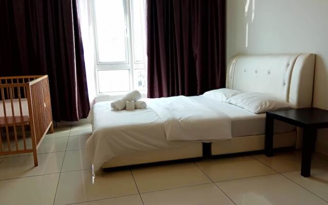 Royal Regent Condominium by iHost