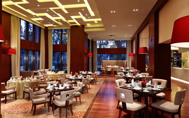 HUALUXE Kunming by IHG